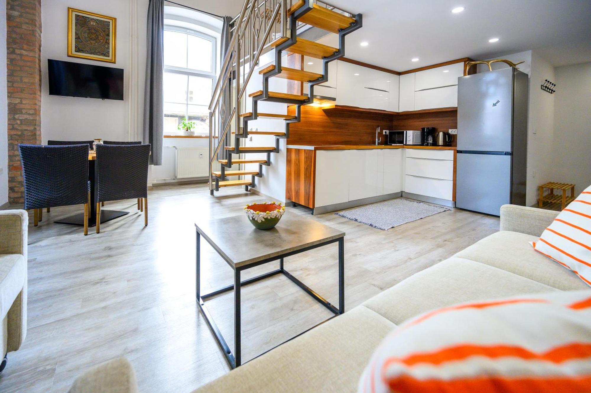 The Loft Apartments Любляна Екстериор снимка